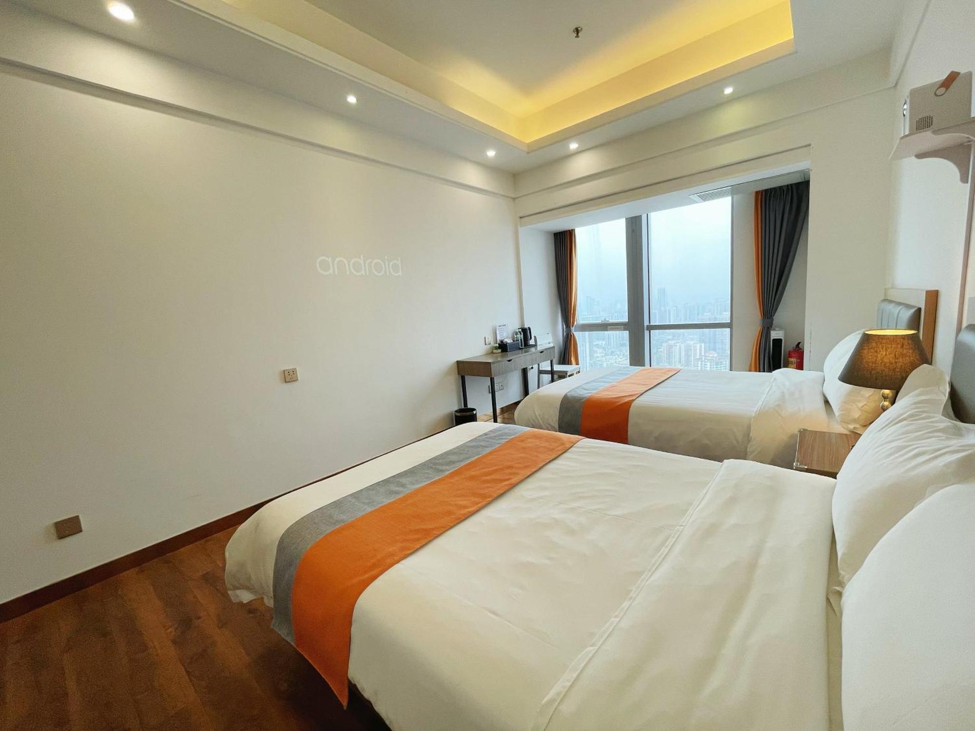 Ht Legend Hotel Changgang Metro Station Exit F -Direct To Canton Fair Luaran gambar